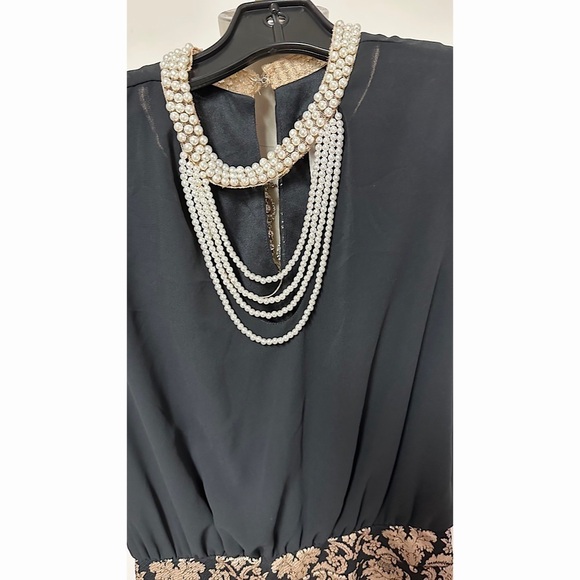 BLACK with Pearl Detail - Picture 2 of 5